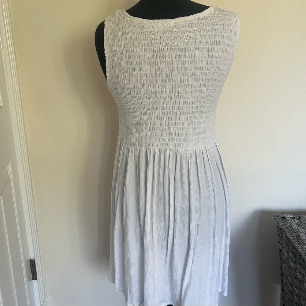 Vasna dress with smocked upper, light flowy pleats on lower half , Size S - Picture 3 of 7